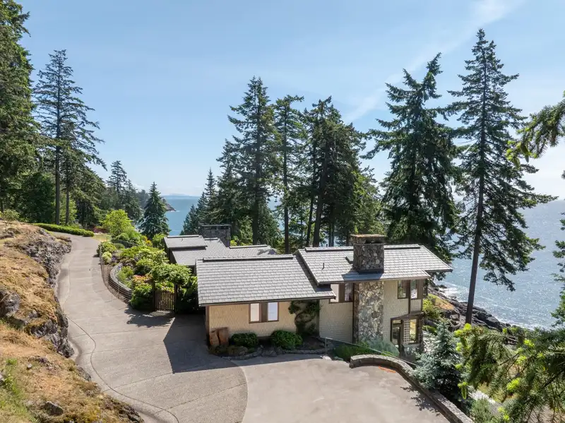 1299 FAIRWEATHER ROAD - photo 3 of 40