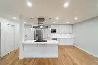 106 20460 54 AVENUE - thumbnail 4