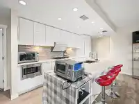 102 9213 ODLIN ROAD - thumbnail 4