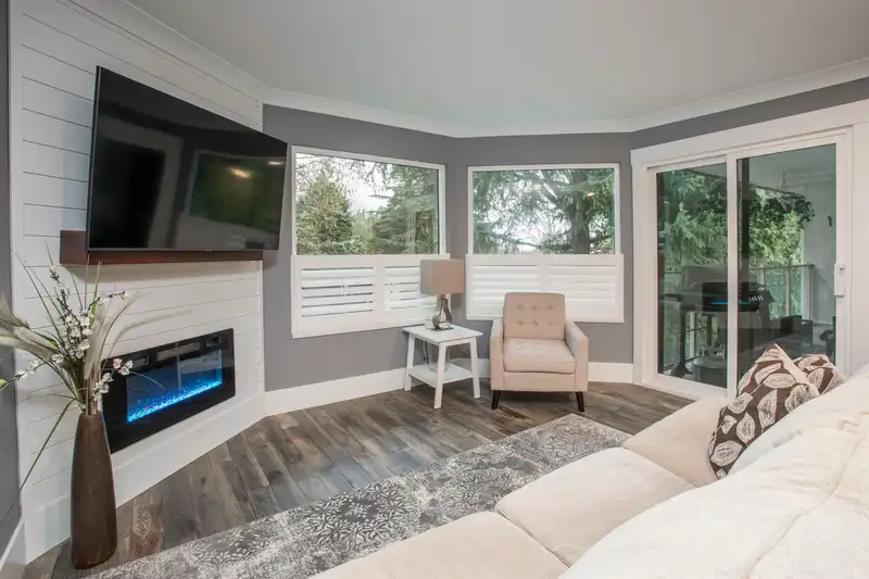 507 1350 VIDAL STREET - photo 1 of 34