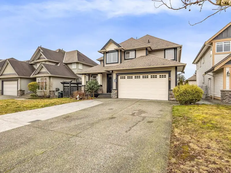 3373 273 STREET - photo 2 of 40