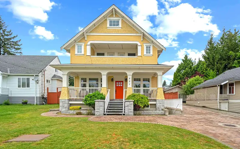 221 NINTH AVENUE - photo 1 of 40