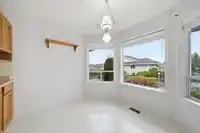 25 32615 MURRAY AVENUE - thumbnail 4