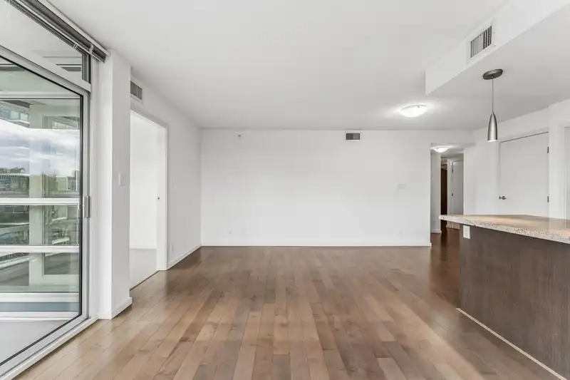 503 89 W 2ND AVENUE - photo 2 of 29