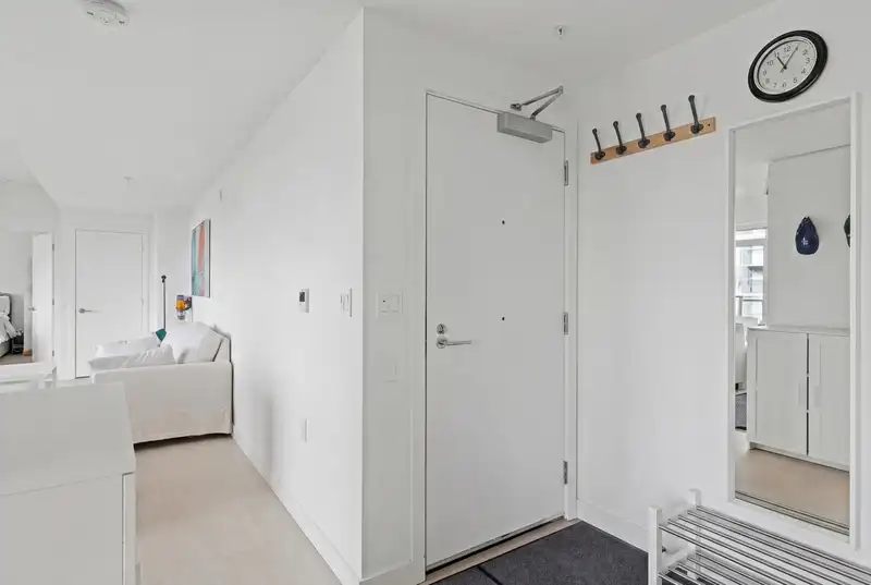 606 4240 CAMBIE STREET - photo 4 of 22