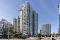 1703 1077 MARINASIDE CRESCENT - thumbnail 28