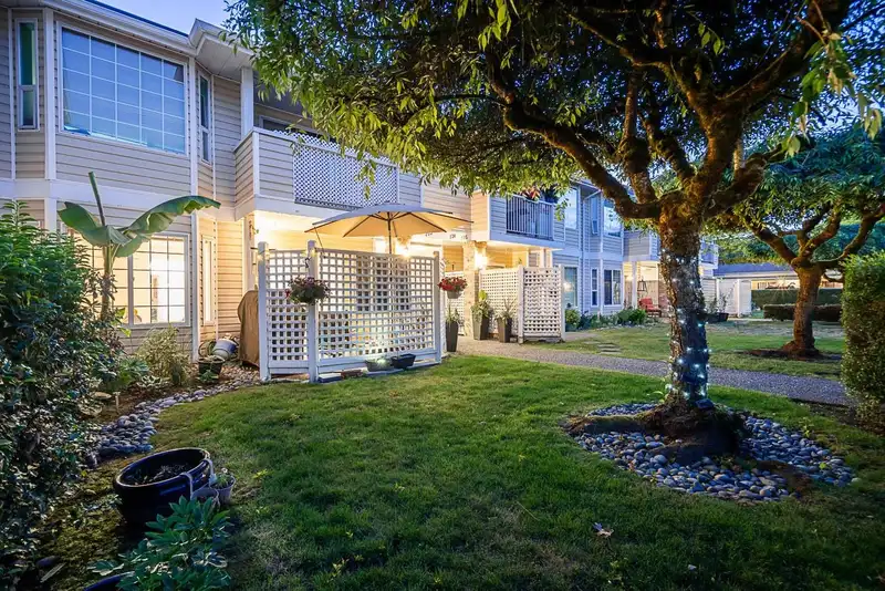 134 5641 201 STREET - photo 2 of 36