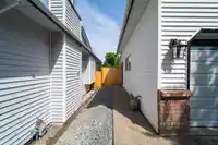 8034 138 STREET - thumbnail 38