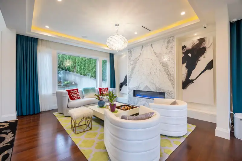 5111 HARBOUR VIEW ROAD - photo 4 of 40