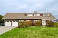27007 25 AVENUE - thumbnail 2