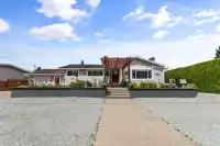 1549 PINEWOOD AVENUE - thumbnail 1