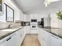 14084 17B AVENUE - thumbnail 16