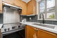 26 2375 W BROADWAY - thumbnail 15