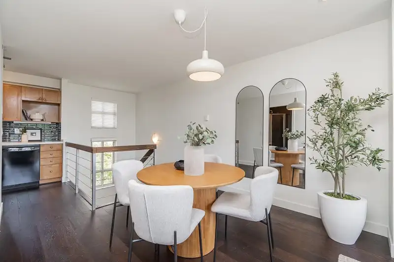 26 2375 W BROADWAY - photo 3 of 38