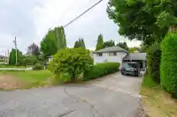 9253 137A STREET - thumbnail 4