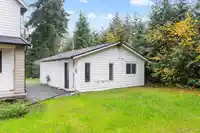 9756 DEWDNEY TRUNK ROAD - thumbnail 37