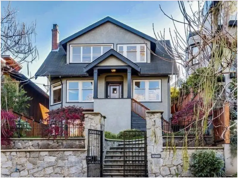 4580 W 1ST AVENUE - photo 1 of 11