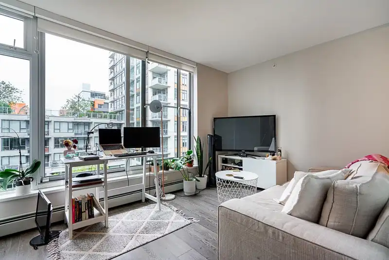 524 1783 MANITOBA STREET - photo 1 of 25