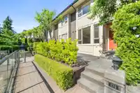 131 9229 UNIVERSITY CRESCENT - thumbnail 1