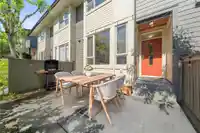 131 9229 UNIVERSITY CRESCENT - thumbnail 3