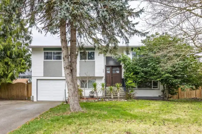 27283 29 AVENUE - photo 1 of 40