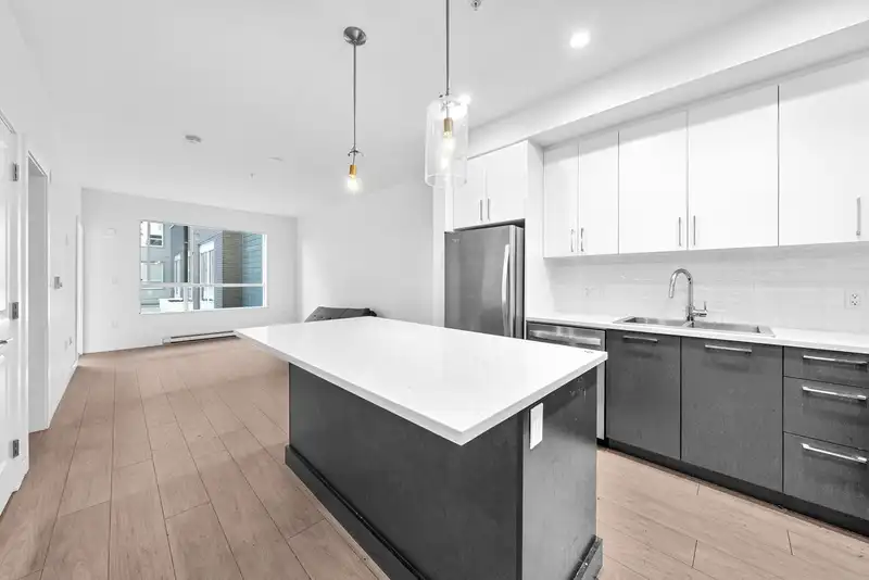 B227 20834 80 AVENUE - photo 1 of 15