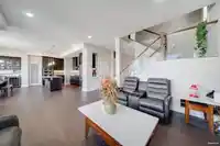 2862 HELC PLACE - thumbnail 8