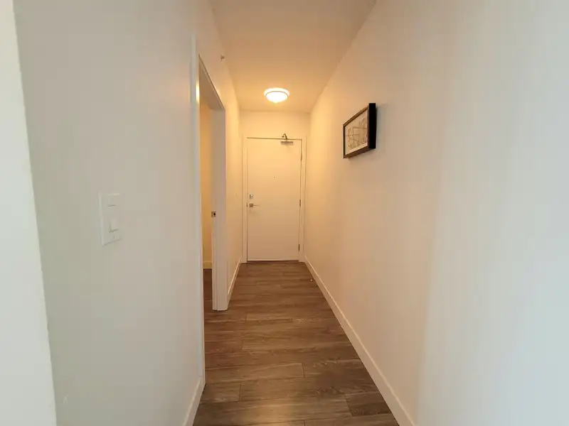 2501 1283 HOWE STREET - photo 3 of 22