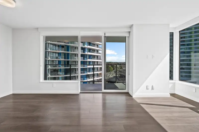 807 8238 LORD STREET - photo 4 of 40