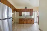 3521 TRIUMPH STREET - thumbnail 5