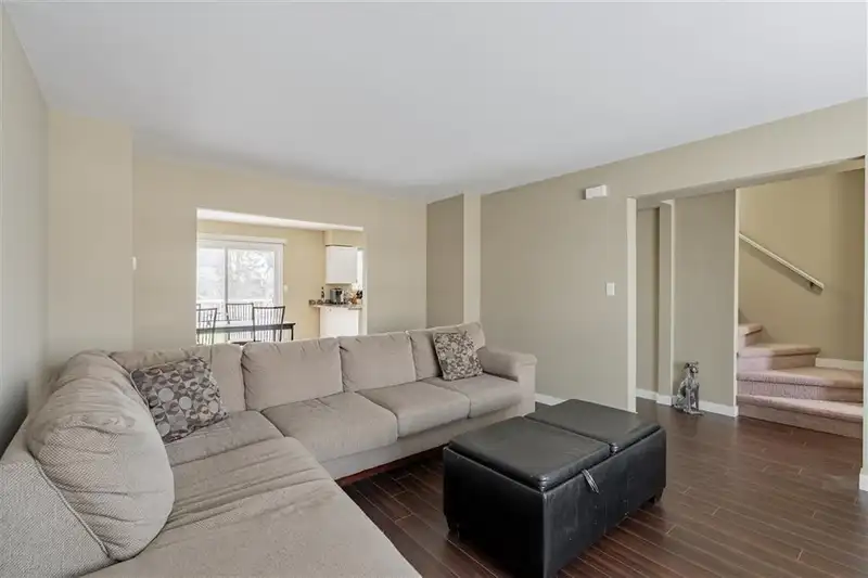 638 GAUTHIER AVENUE - photo 2 of 18