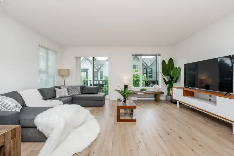 13 1228 HUDSON STREET - photo 1 of 28