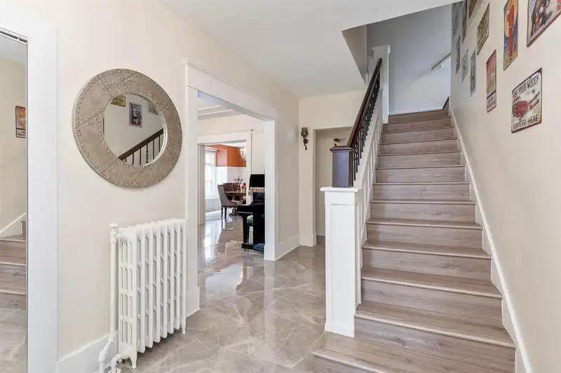 4318 W 11TH AVENUE - photo 3 of 37