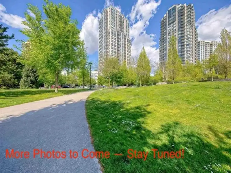 2009 5380 OBEN STREET - photo 1 of 33
