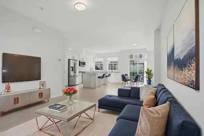 97 20180 84 AVENUE - photo 1 of 40