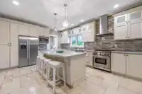 3690 CARTIER STREET - thumbnail 6