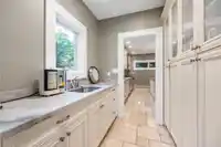 3690 CARTIER STREET - thumbnail 7