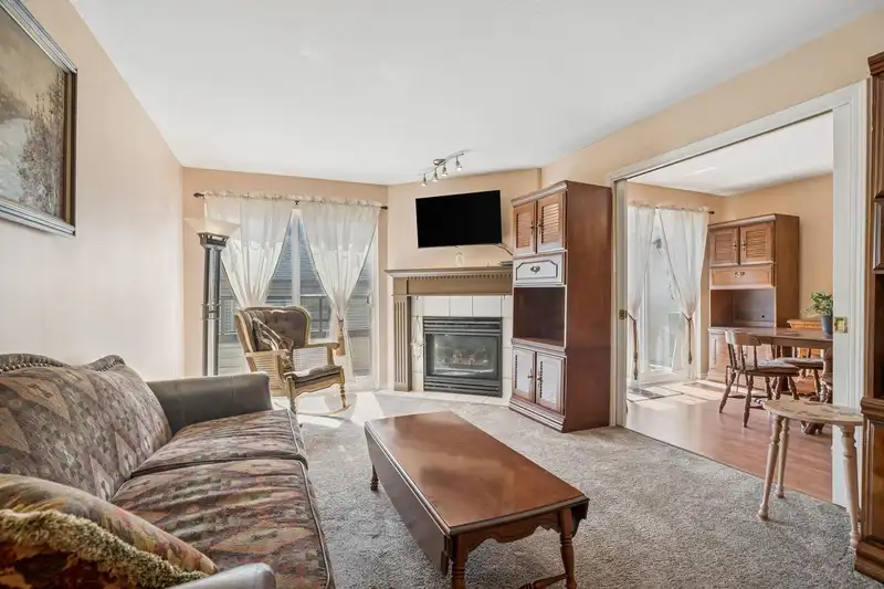 402 11726 225 STREET - photo 1 of 39