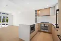 123 725 W 49 AVENUE - thumbnail 13