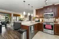 320 32445 SIMON AVENUE - thumbnail 4
