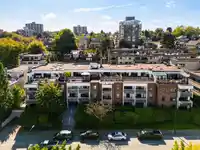 303 2450 CORNWALL AVENUE - thumbnail 27