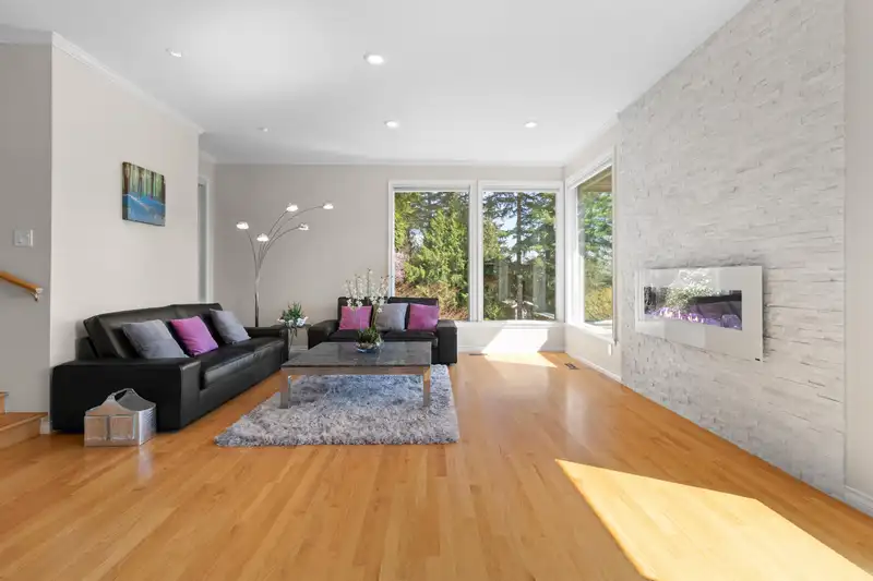 4635 CAULFEILD DRIVE - photo 3 of 34