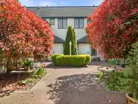 5 4890 48 AVENUE - thumbnail 2