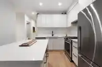 215 5415 BRYDON CRESCENT - thumbnail 8