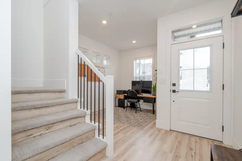 68 46211 PROMONTORY ROAD - photo 3 of 40