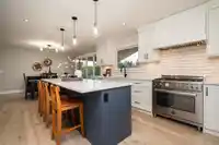 5823 246 STREET - thumbnail 8