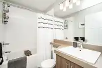 81 8250 209B STREET - thumbnail 27