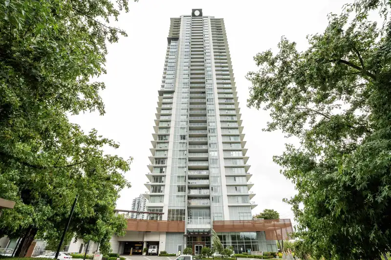 3408 2388 MADISON AVENUE - photo 1 of 40