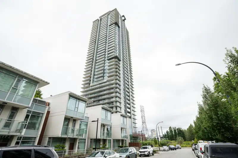 3408 2388 MADISON AVENUE - photo 3 of 40