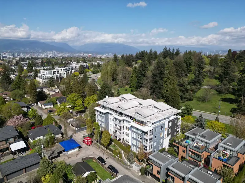 509 4867 CAMBIE STREET - photo 3 of 38